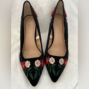 A New Day- New Black Pointed Toe Heels with Red and Pink Floral Embroidery